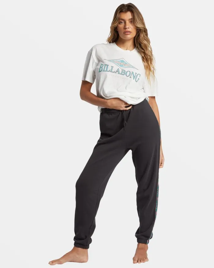 Billabong Graphic Tees and Tanks Heritage Diamond TShirt Salt Crystal 8211 Women Billabong Graphic Tees and Tanks Heritage Diamond TShirt Salt Crystal 8211 Women