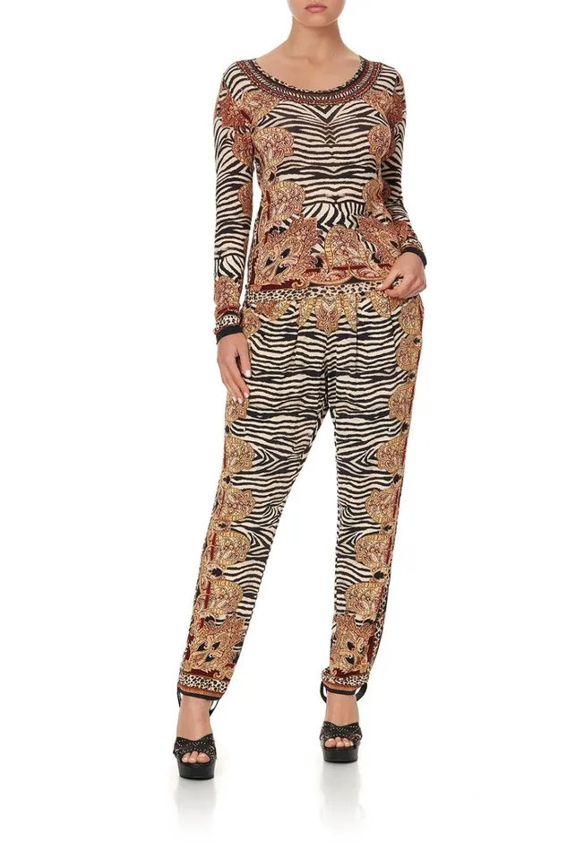 Camilla Tees Women Long Sleeve Fitted Top Wild Fire