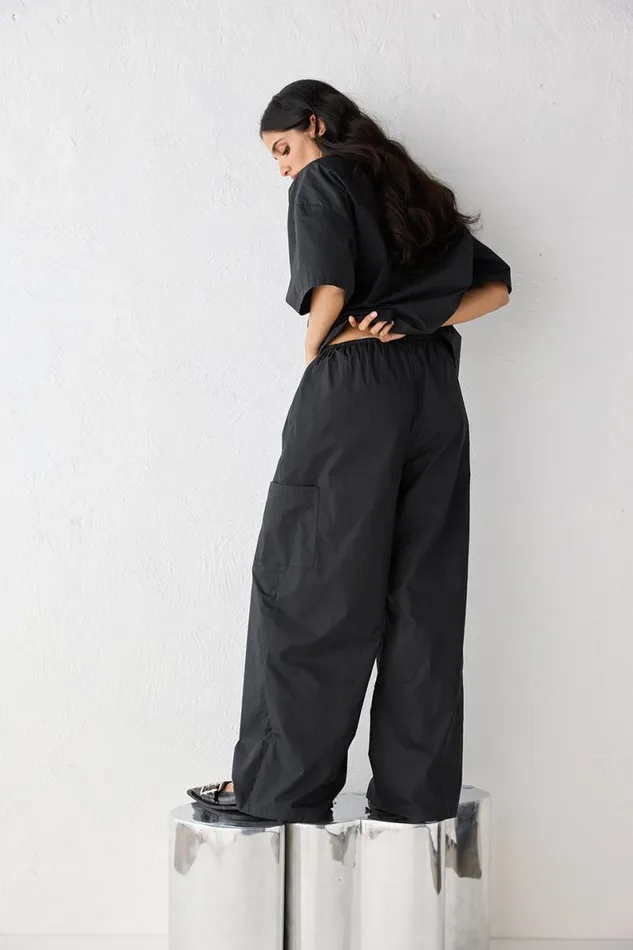 Pants Women VRG GRL Amaya Pants Black Pants Women VRG GRL Amaya Pants Black