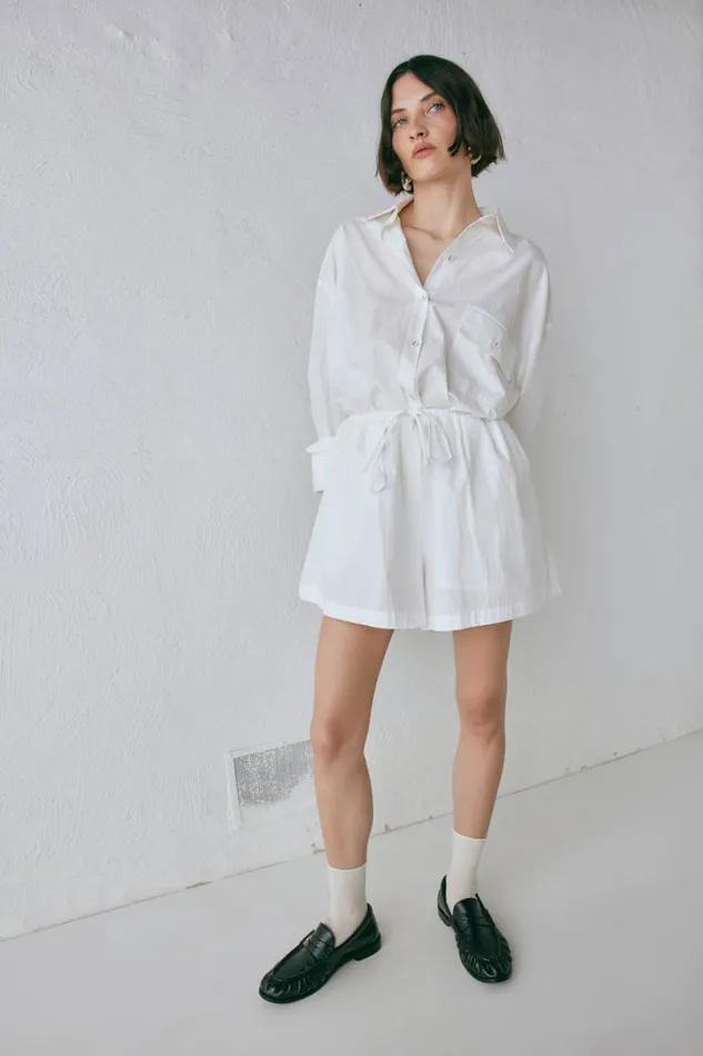Shorts Women VRG GRL Annika Shorts White Shorts Women VRG GRL Annika Shorts White