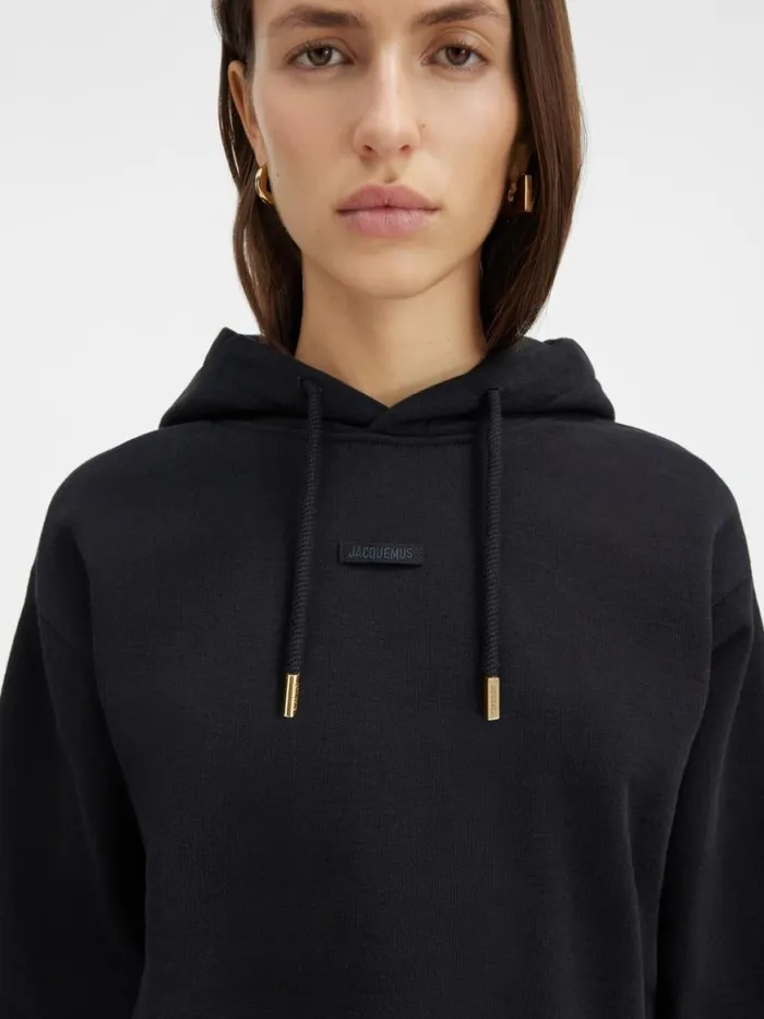 The Gros Grain Hoodie Black Women JACQUEMUS Sweatshirts and Joggings The Gros Grain Hoodie Black Women JACQUEMUS Sweatshirts and Joggings