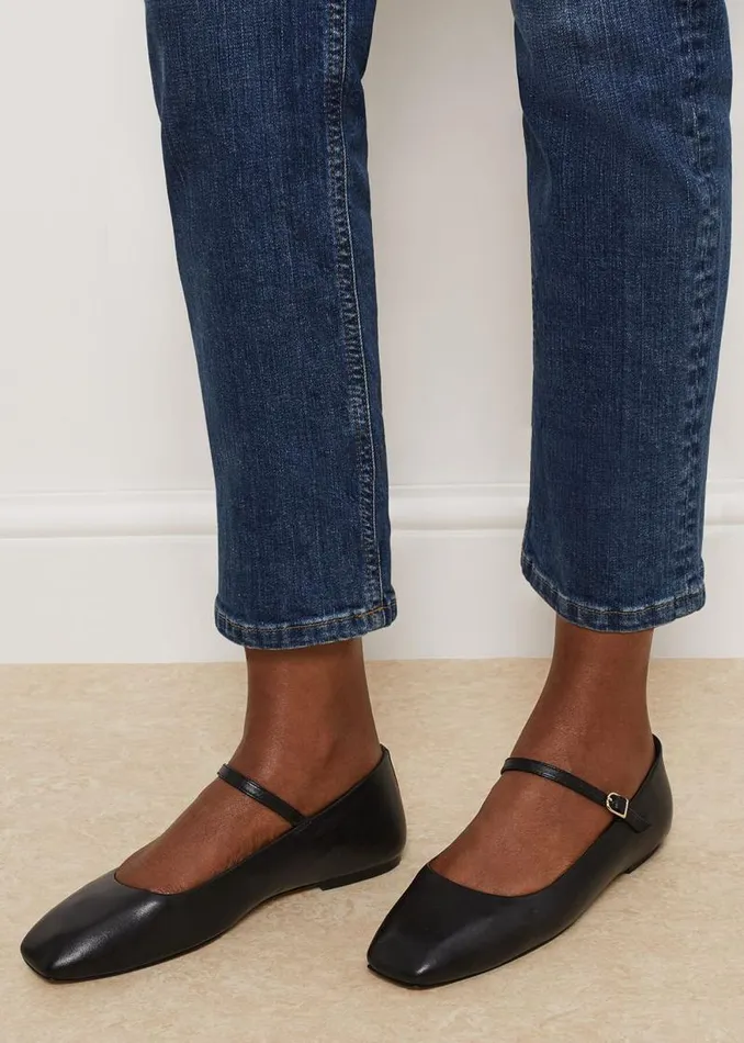 Women HOBBS Flats Chrissy Mary Jane Black