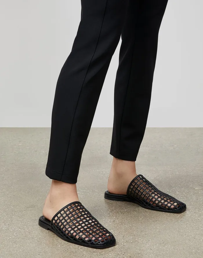 Women Lafayette 148 New York Pants and Shorts Greenwich Pant In Acclaimed Stretch Black