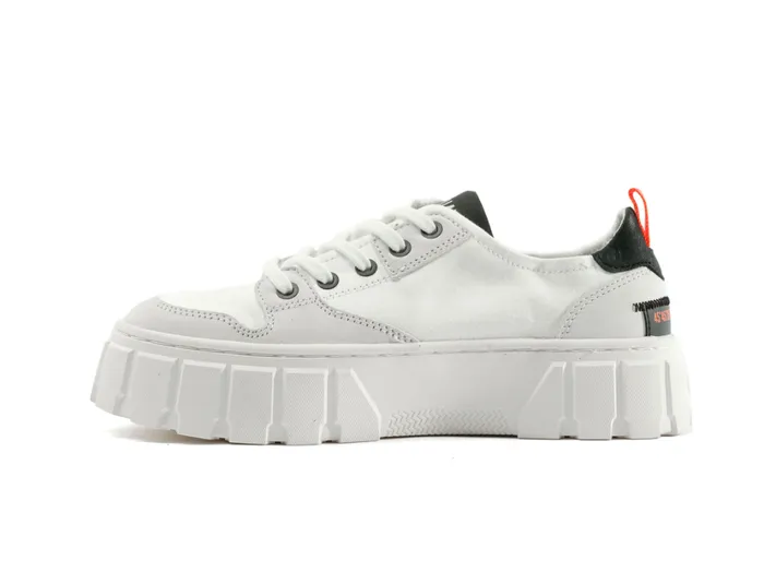 Women Sneakers PALLADIUM PALLATOWER LO Star White Women Sneakers PALLADIUM PALLATOWER LO Star White